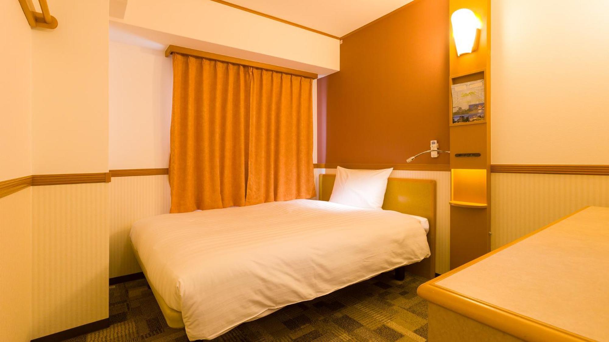 Toyoko Inn Osaka Semba Higashi Rum bild